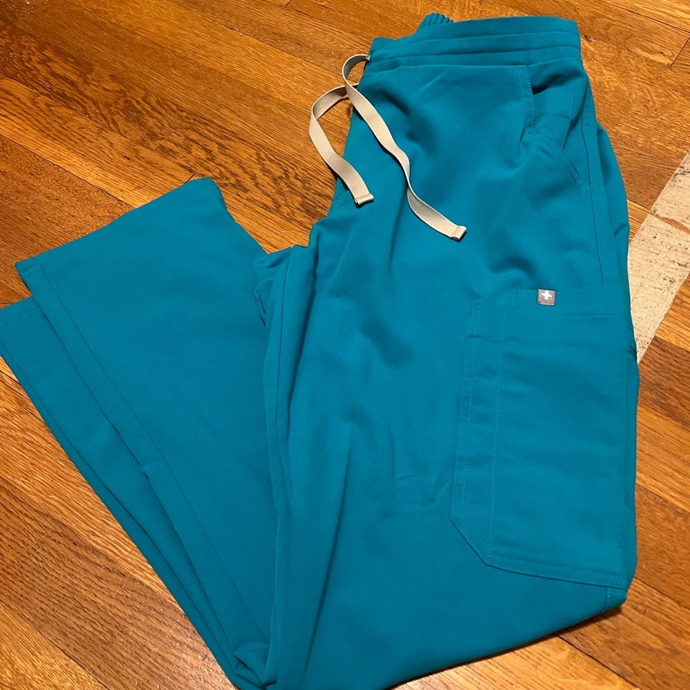 Figs Women’s  Teal Scrub Pants